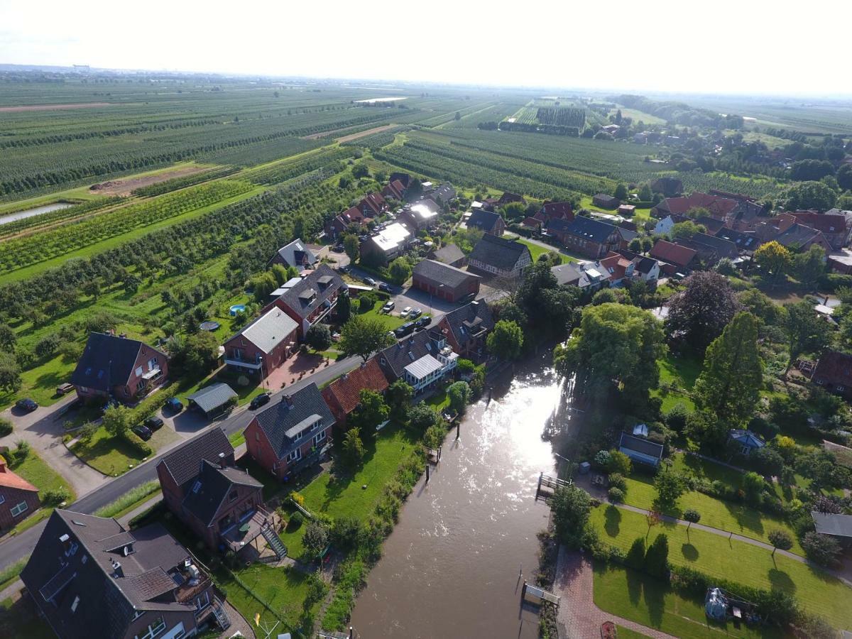 Deichkroenchen Ferienwohnung Altes Land Hamburg Jork Exteriör bild